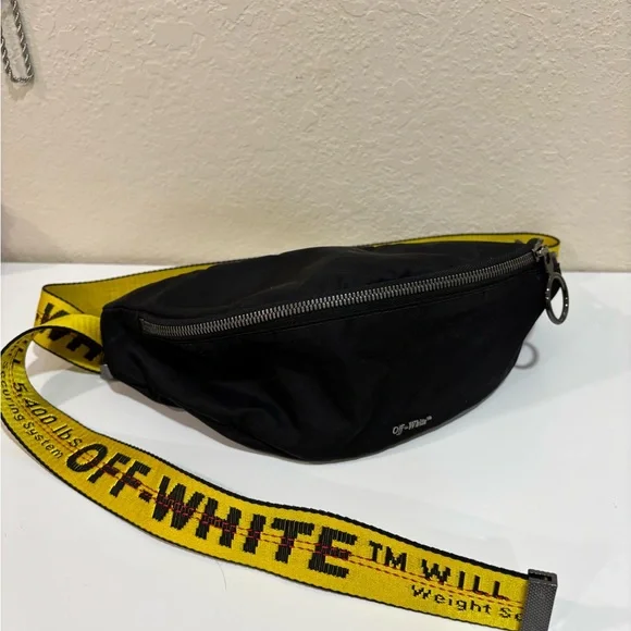 Off-White Black Belt Bag Sleek and Functional Off White Industrial Strap Yellow Belt Black Fanny Pack Bag  main image 3